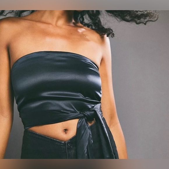 Free People Hot Takes Convertible HALTER TUBE Satin Brami Top Fuchsia Pink L - Picture 10 of 10